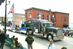 2003parade048