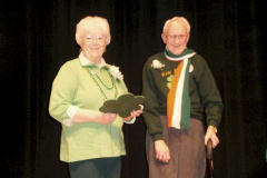 2008thurs-manandrose
