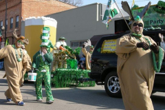 2009parade125-mooseyard
